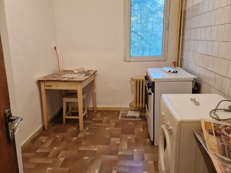 Nicolae Grigorescu  chiar la Metrou, Parc Ior